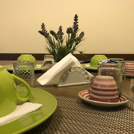 Bed and Breakfast Svevaus Бари Экстерьер фото