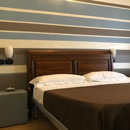 Bed and Breakfast Svevaus Бари Экстерьер фото