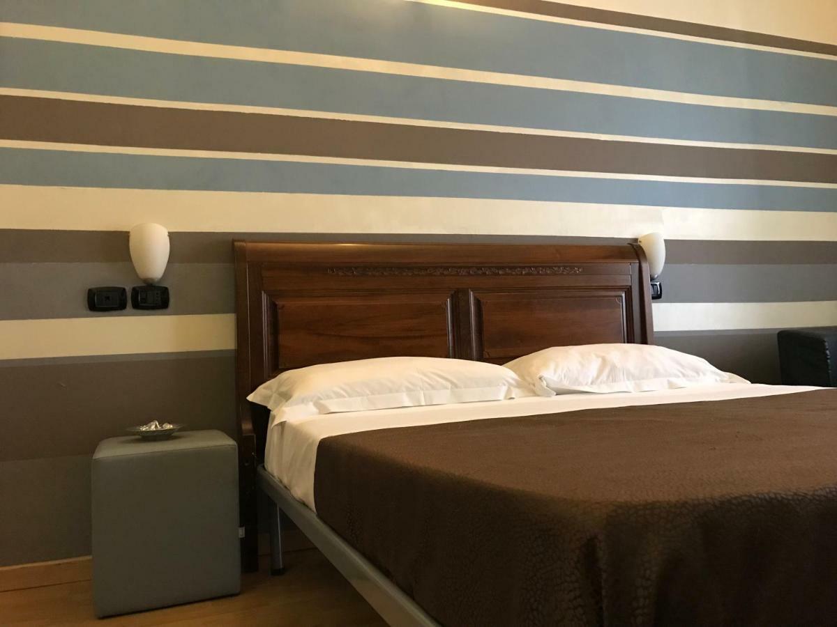 Bed and Breakfast Svevaus Бари Экстерьер фото