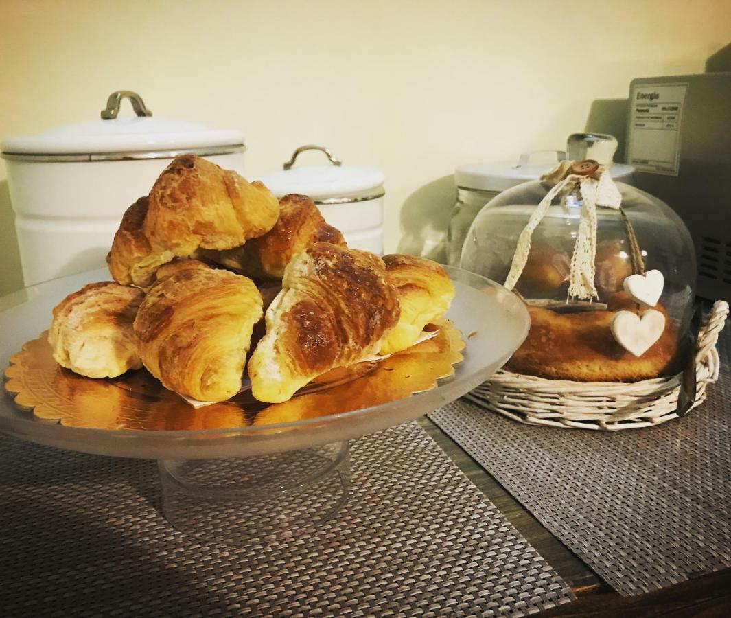 Bed and Breakfast Svevaus Бари Экстерьер фото